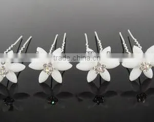 White Flower U Shape Hair Pins thumbnail-1