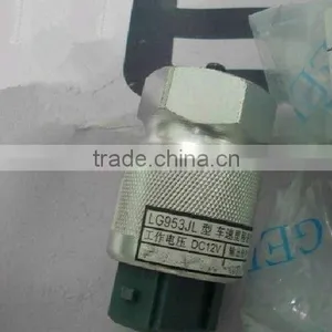 Good Quality & Low Price Auto Spare Parts ROTATE SPEED SENSOR E150030005 for Geely CK thumbnail-1