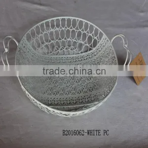 Metal Wire Basket With Handle thumbnail-3
