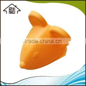 NBRSC Heat Resistant Mouse Silicone Kitchen Oven Baking Glove Pot Mitt Tool Holder thumbnail-5