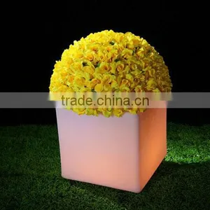 Led Modern Led Colorful Led Modern Outdoor Led Flower Pot Beautiful Flower Pot Plastic Plates thumbnail-3