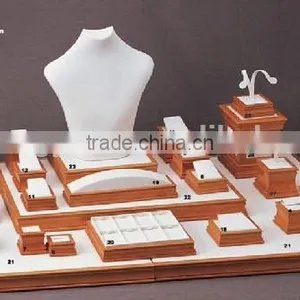 Custom Design Shop Decora Ring Earring Necklace Painted Wooden Jewelry Display Set thumbnail-3