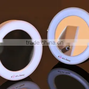 Portable Makeup Magnifier With Light thumbnail-1