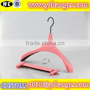 YY0487 Custom Clothing Brands White Rubber Paint Clothes Hanger thumbnail-6