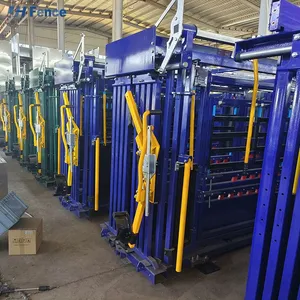 High Quality Factory Price Sales Automatic Hydraulic Cattle Crush Remote Control Switch Control Hydraulic Squeeze Cattle Crush thumbnail-4