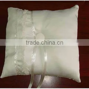 Ring Pillow thumbnail-1