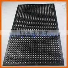 Gym Rubber Flooring in Roll thumbnail-1