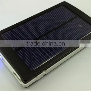 10000mAh Solar Powered Cell Phone Charger thumbnail-1