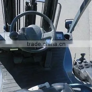 USED MACHINERIES - TOYOTA 2,5 TON FORKLIFT (6730) thumbnail-3