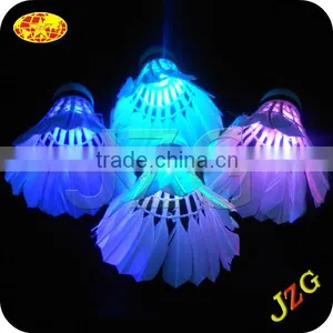 Wholesale Lighted Badminton Lighted Shuttlecock Cheap Outdoor Night Play Lighted Badminton Shuttlecock thumbnail-1