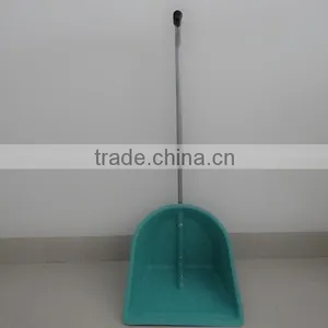 Horse Manure Scoop With Adjustable Handle thumbnail-2
