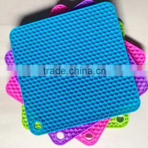 2016 Assorted Colors Honeycomb Fancy Silicone Heat Resistant Coasters Cup Insulation Mat ---coffee Cup Mats thumbnail-1