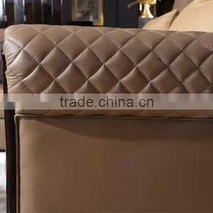 Luxury Italian Classic Genuine Leather Sofa Set With Ebony Coffee Table Set, Italian Living Room Furniture(MOQ=1 SET) thumbnail-5