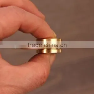 2017 Top Selling Triangle Finger Toys Hot Design Hand Spinner Toy Mini Fidget Spinner thumbnail-2