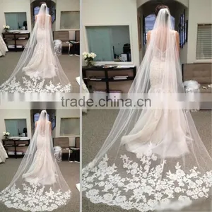 Women's Appliques Tulle Bridal Wedding Veil With Comb thumbnail-1