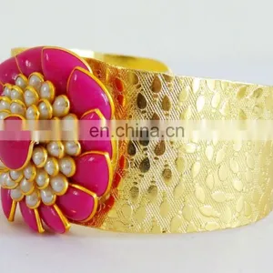 Indian Traditional Pachhi Jewelry -South Indian Pachi Cuff Bracelet-handmade Beaded Pearl Cuff Bracelet-Wholesale Bracelet thumbnail-4