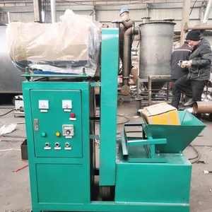 Unité de fabrication de charbon de bois mobile pour le traitement sur place des déchets de biomasse thumbnail-3
