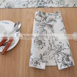 Hot Sale Cotton Linen Canvas Fabric Wedding Table Runner With Printed Pattern thumbnail-5