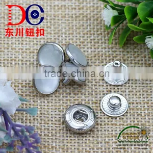 China Manufacture Metal Button Pearl Cover Snap Button for Suit thumbnail-2