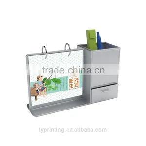 Custom Plastic Desk Calendar Printing thumbnail-1