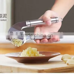 Hot Sale Stainless Steel Garlic Press thumbnail-1