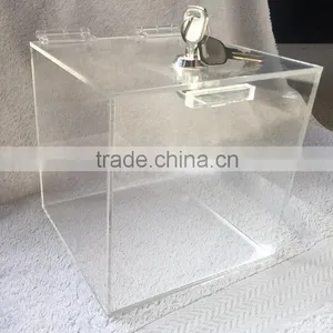 With Lock Acrylic Display Box thumbnail-1