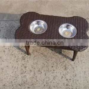 High Quality Rattan Pet Feeder thumbnail-1