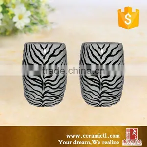 Chinese Ceramic Stool Manufacture Bright Color Green Cermaic Garden Stool thumbnail-3