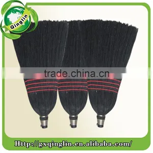 Straw Corn Broom thumbnail-3