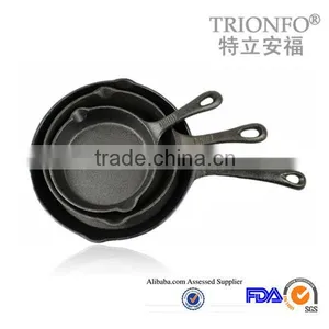 TRIONFO Pre-seasoned Cast Iron Frying Pan With Long Handle thumbnail-1