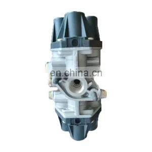 A0034315706 High Quality Truck Parts Four Way Protection Valve thumbnail-1