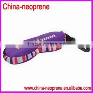 Neoprene Reading Glasses Case thumbnail-1