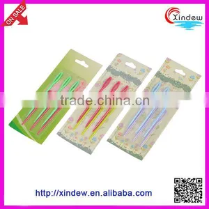 Plastic Sewing / Knitting Needle thumbnail-1