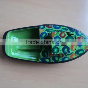 Pebbles Painted Tin Toys Boats thumbnail-1