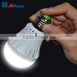 Smart Rechargeable Led Bulb E27 B22 7W With Build-in Battery Emergency 5 Hours China Zhongshan Factory Cheap Price Battery Bulb thumbnail-1