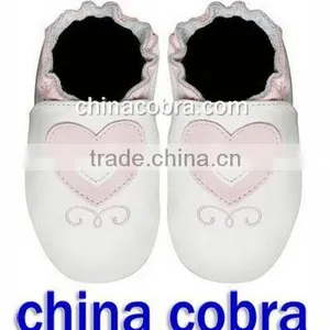 Baby Shoes ( 2012 Hot Design ) thumbnail-2
