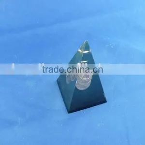 Custom Clear Plastic Acrylic Pyramid With Coin thumbnail-3