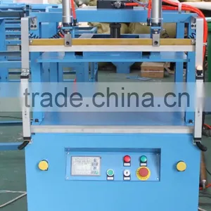 Pillow Pressing Packing Machine thumbnail-1
