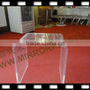 U Shape Acrylic Chair thumbnail-1