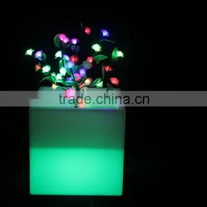 Rotomolding Technology Environmental Protection Plastic Waterproof Light Led Flower Planter For Hall Decorative thumbnail-4