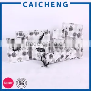 Retail Paper Bag Low Cost Print Retail Paper Bag thumbnail-6