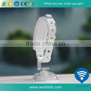 Waterproof NTAG216 Disposable RFID Wristband thumbnail-4