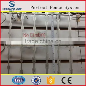 Galvanized Welded Razor Barbed Wire Mesh Fence for Boundary Wall thumbnail-4