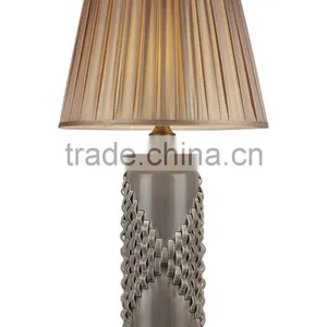 BISINI Antique Rattan Pattern Desk Lamp thumbnail-1