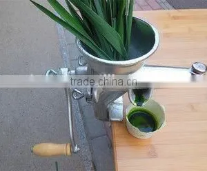 Weston Cast Iron Wheat Grass Juicer thumbnail-1