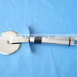 Stainless Steel Pizza Wheel thumbnail-1
