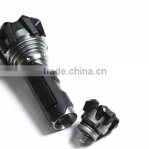 Strong Light Led Rubber Flashlight thumbnail-6