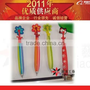 Cute Cartoon Head Soft PVC Pen With Magnetic thumbnail-1