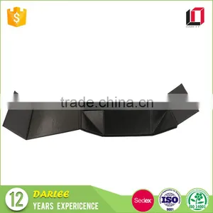 Professional OEM Cardboard Paper Luxury Magnet Closure Folding Gift Box With Flip Lid thumbnail-3
