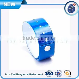 One Time Use PVC RFID Wristband for Festival thumbnail-4
